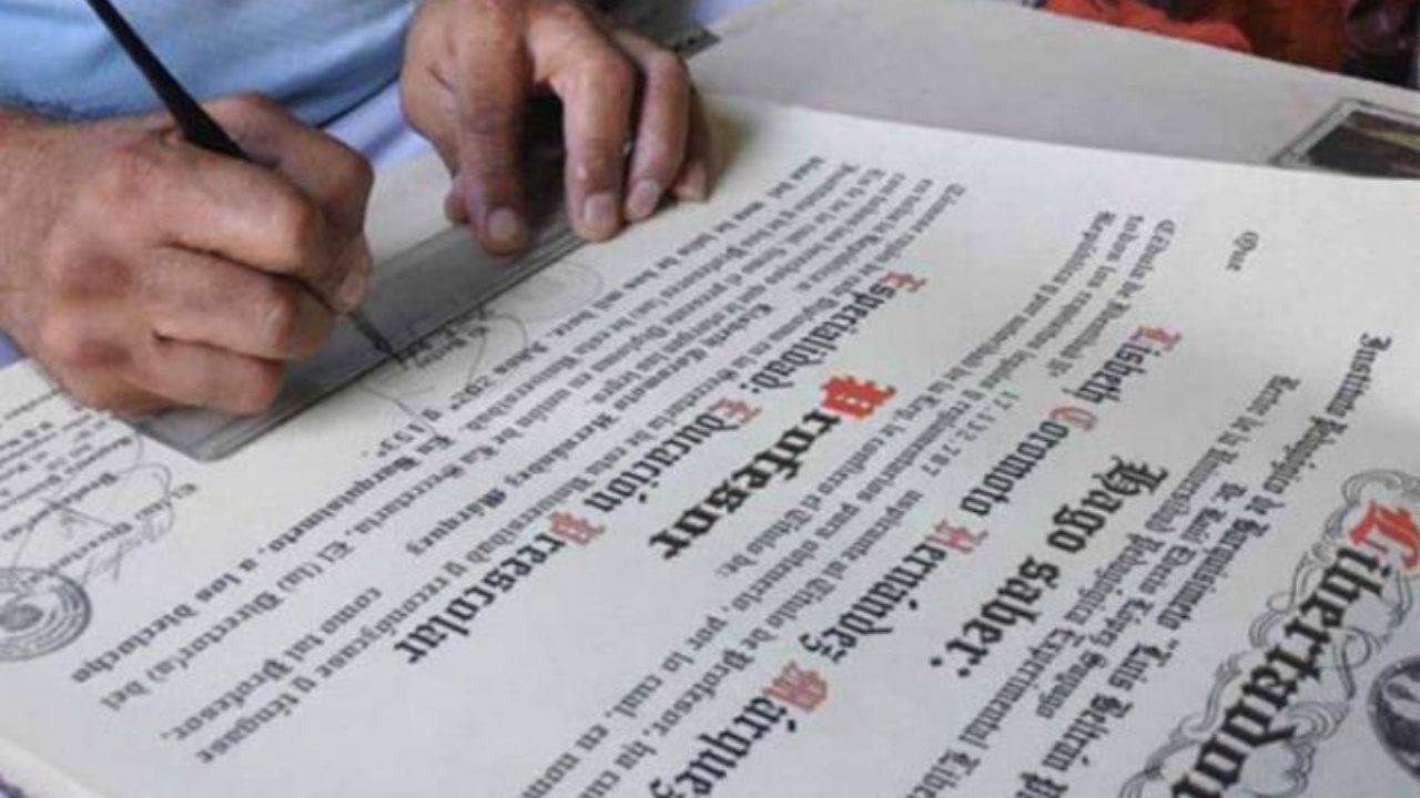 Qué documentos debo apostillar para emigrar Título Universitario