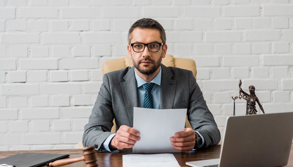 Qué es el certificado disciplinario de abogado